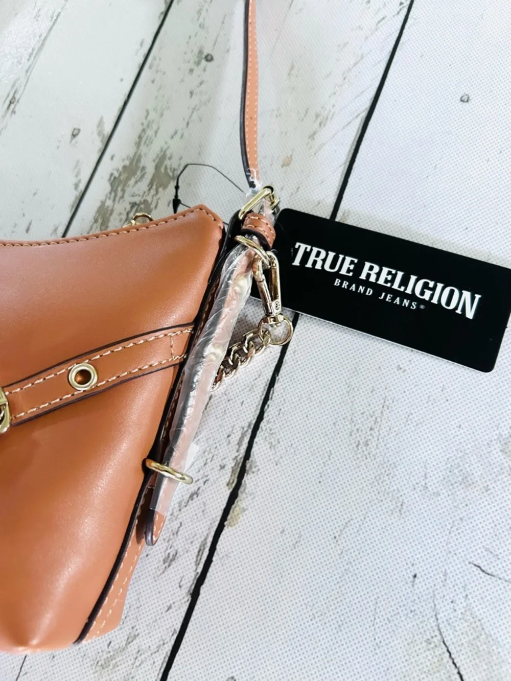 True Religion Women's Shoulder Bag in Tan Brown with Gold Hardware - Picture 4 of 10